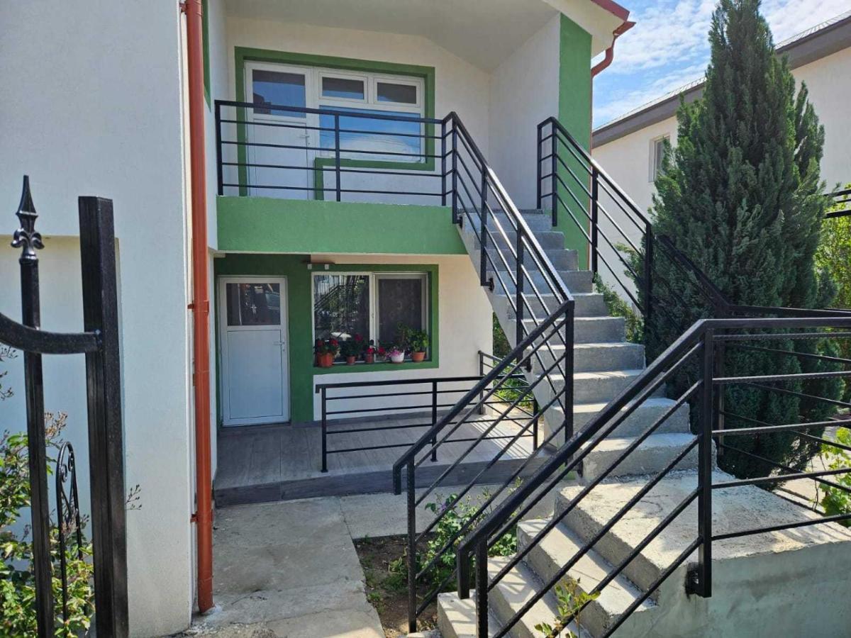 Muzicii 11 - Cozy Seaside Apartments Năvodari Esterno foto